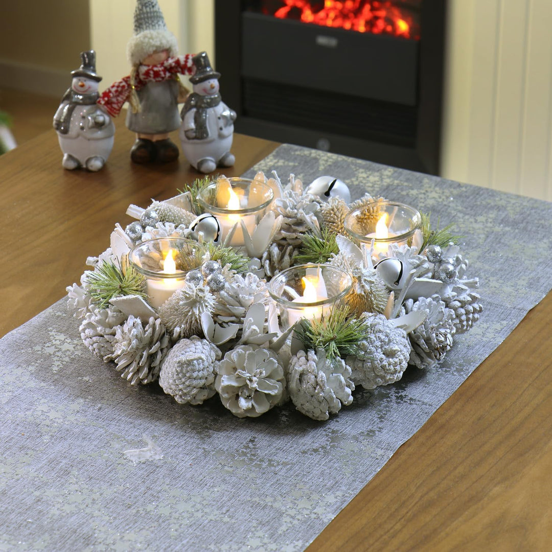 COM-FOUR® Tischkranz für Weihnachten - weisser Adventskranz mit Glitzer - Dekokranz mit 4 Teelichtha