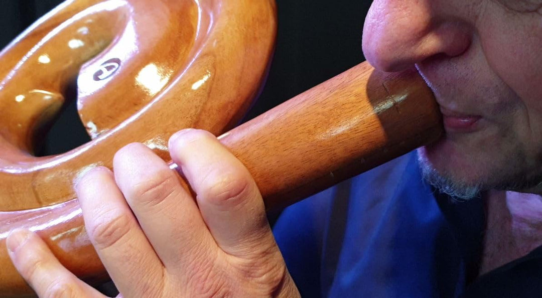 Australian Treasures - Australian Treasures Spiral Reise Didgeridoo -D- AT-Spiral inklusive Tasche