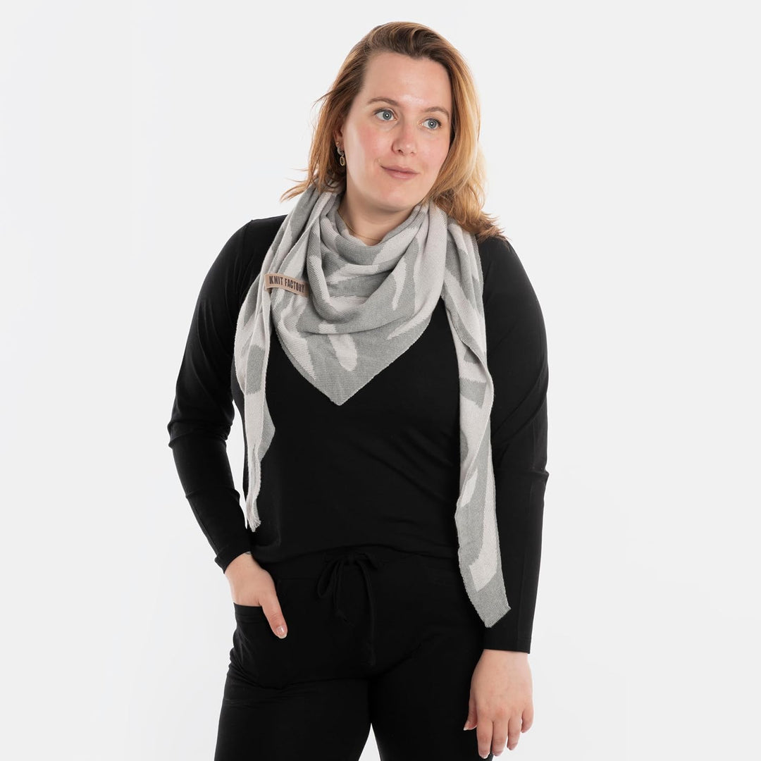 KNIT FACTORY - Leaf Dreieckstuch - Sommerschal - Fein Gestrickter Damen Schal - Umschlagtücher für d