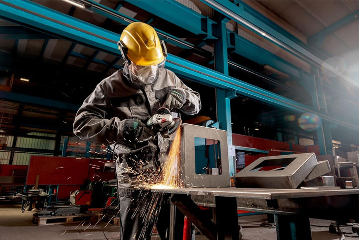 metabo Winkelschleifer W 11-125 Quick - 1100 W, Ø 125mm, 11.000 U/min, 3,2 Nm Drehmoment - Kompakt &