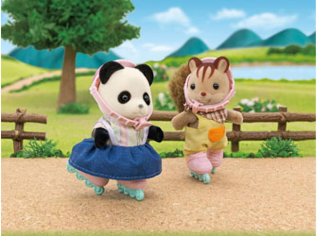 Sylvanian Families 5652 Fahrrad und Rollschuhe Spielset mit Figur
