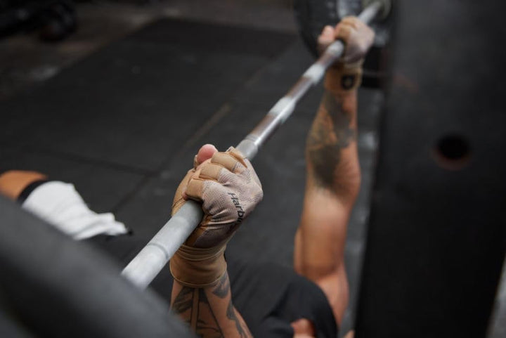 Harbinger Pro Wristwrap Handschuhe, Hebehandschuhe für diejenigen, die Flexibilität und Atmungsaktiv