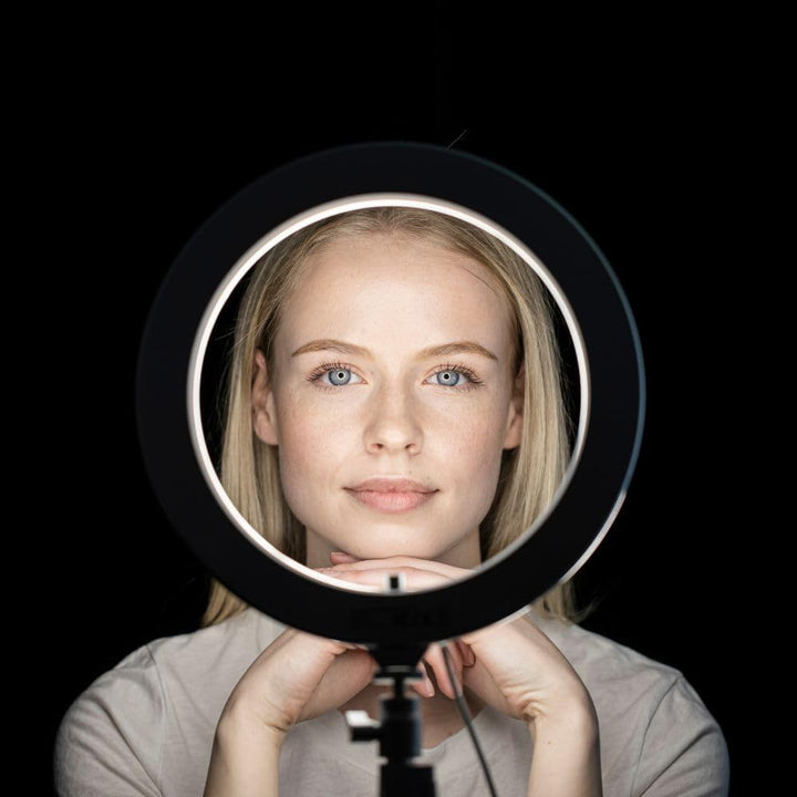 Kodak LED Ringlicht mit Stativ für Smartphones &amp; kleine DSLR- und Actioncams (25cm Durchmesser; Vers