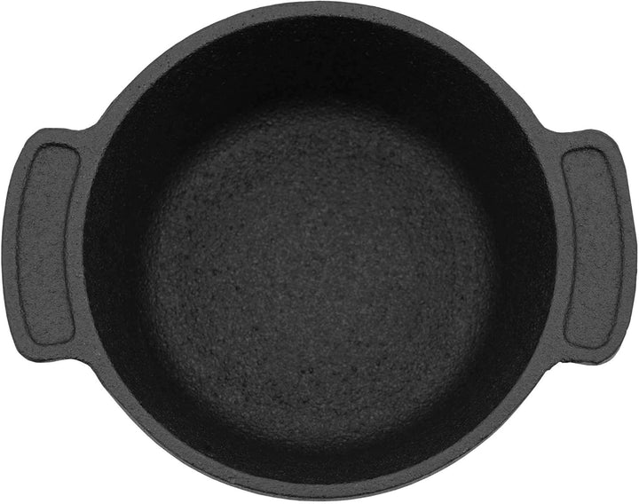 BBQ-Toro Mini Dutch Oven (2 Stück) | Ø 11 cm | Gusseisen Serviertopf mit Holzunterlage | bereits ein