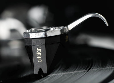 Ortofon 2M Black - Moving Magnet Tonabnehmer mit nacktem Shibata Diamanten - hervorragende Klangqual