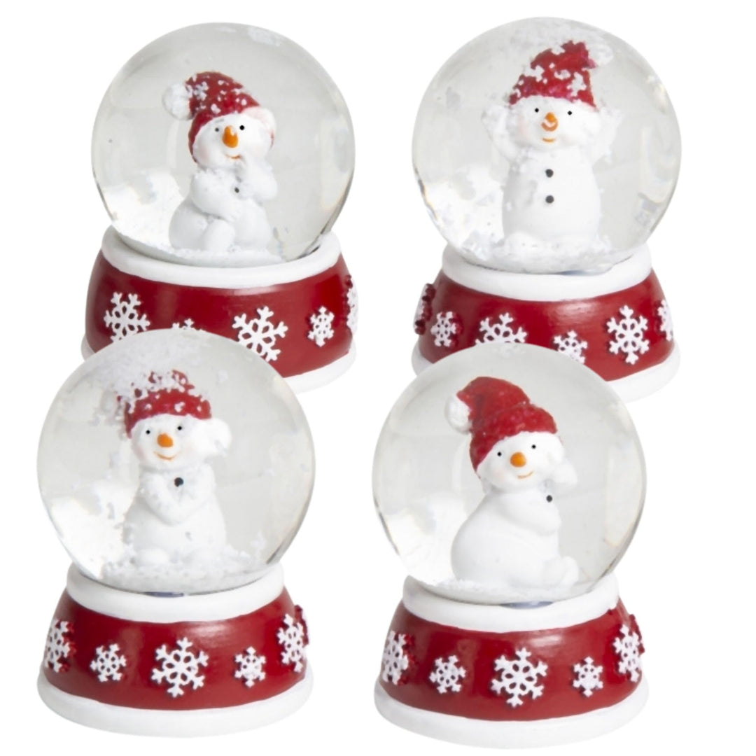 4 x süsse Mini-Schneekugeln Nostalgie | Weihnachtsmann Schneemann auf Sockel rot Gold | Winterschal