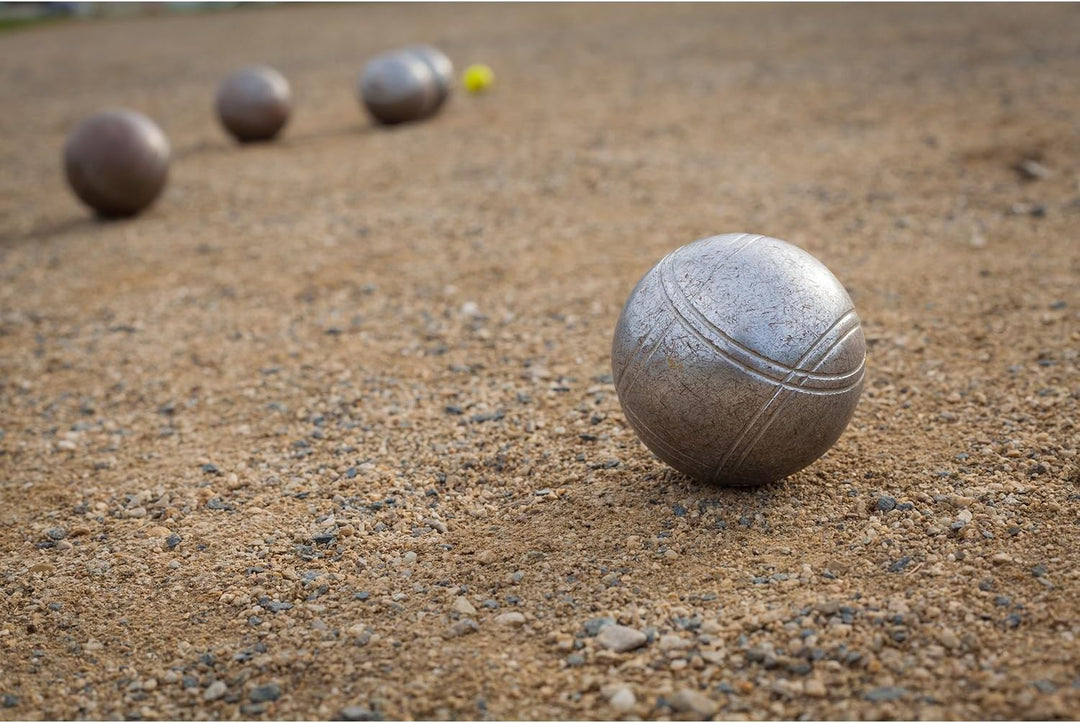 KRUZZEL Boule Spielset mit 8 Metallkugeln + Holzkugel &amp; Massband im Transportkoffer – Outdoor Petanq