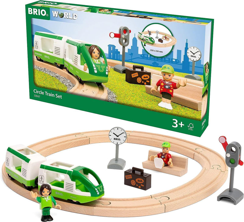 BRIO World 33847 Starter Set Reisezug - Einstieg in die BRIO Holzeisenbahn - Empfohlen ab 3 Jahren