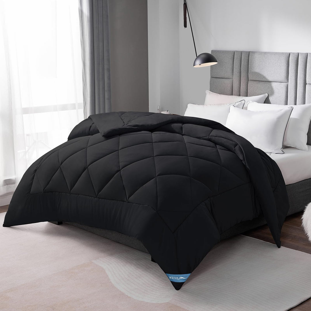 WAVVE Bettdecke 140x200 cm Ganzjahresdecke 4 Jahreszeiten, Steppdecke 300gsm Mikrofaser 140x200cm, S