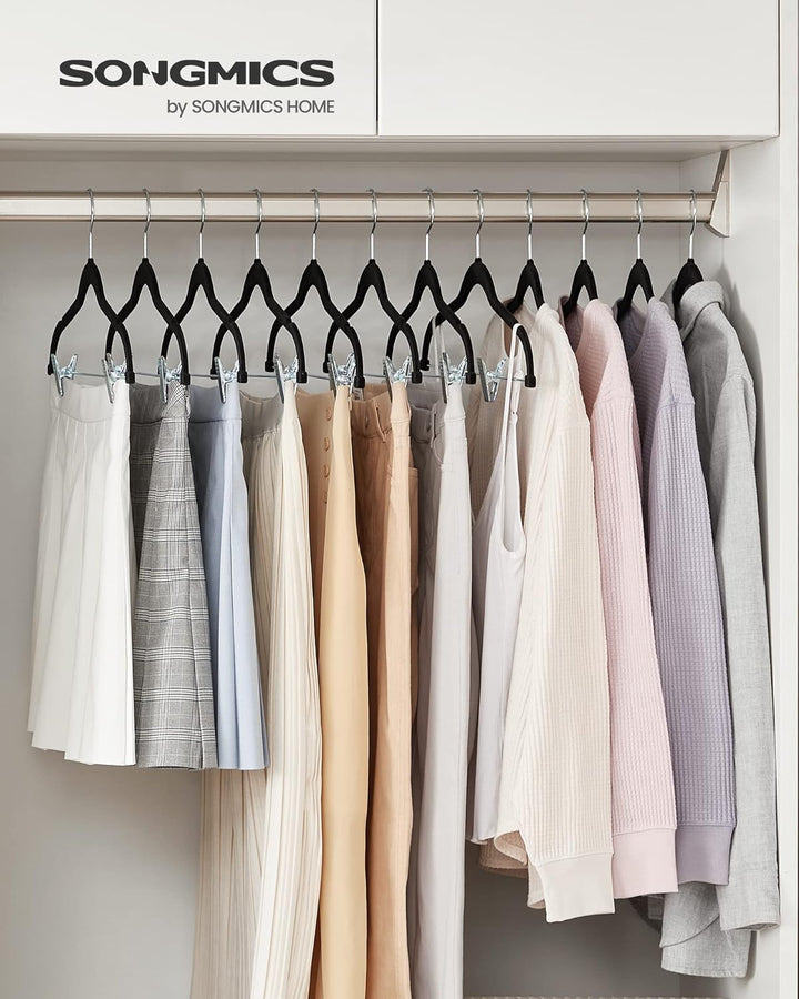 SONGMICS Kleiderbügel Samt, 12er Set, Rockbügel, 42,5 cm breit, mit verstellbaren Clips, rutschfest,