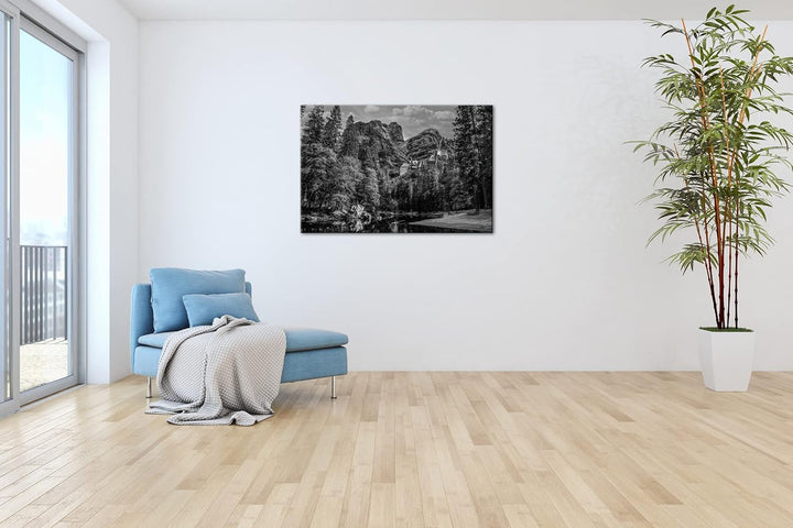 Schloss in den Wäldern Effekt: Schwarz&Weiss Format: 80x60 als Leinwandbild, Motiv fertig gerahmt au