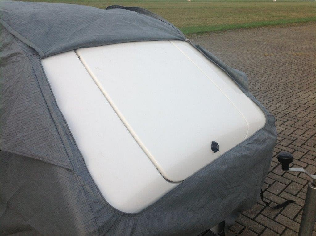 Die CAPA Schutzhaube für Segelfluganhänger Gross