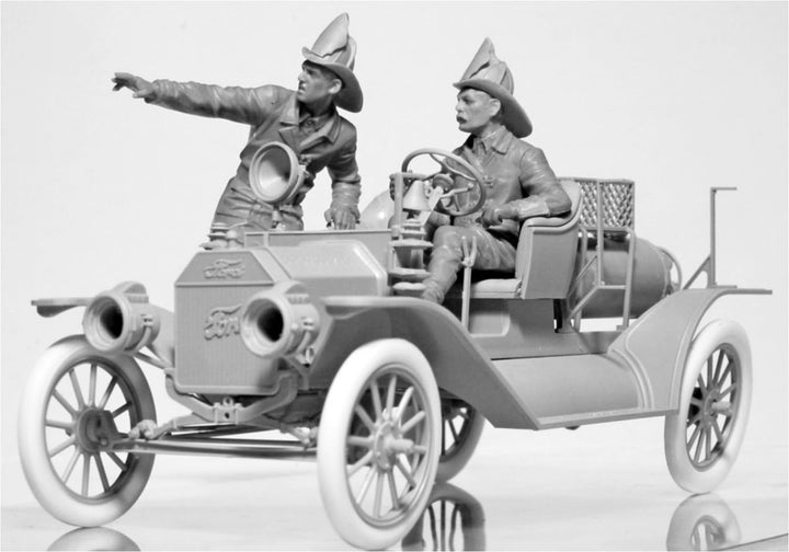 ICM 24017 Modellbausatz