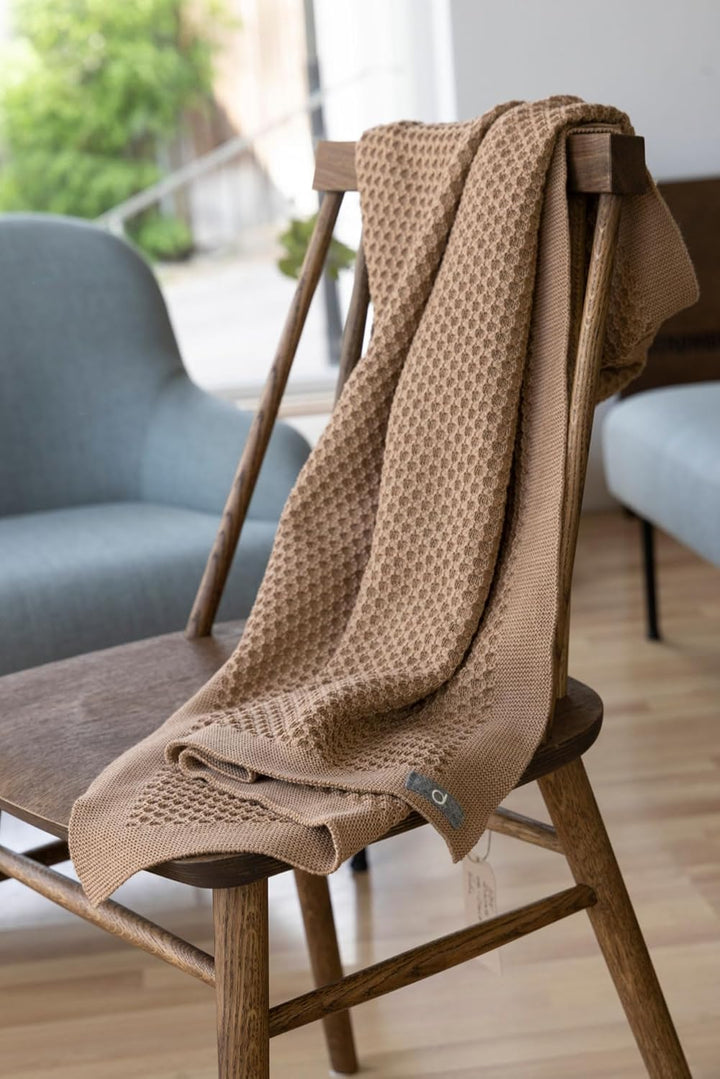 Disana WABEN-STRICKDECKE, 100% Bio-Merinowolle GOTS, IVN Best | kuschelweiche Decke mit Wabenmuster