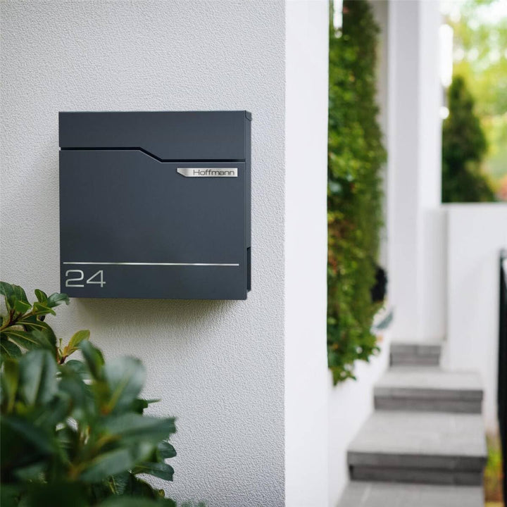 Metzler Exklusiver Briefkasten in Anthrazit RAL 7016 Hoffmann - Wandbriefkasten mit V2A Edelstahl-Na