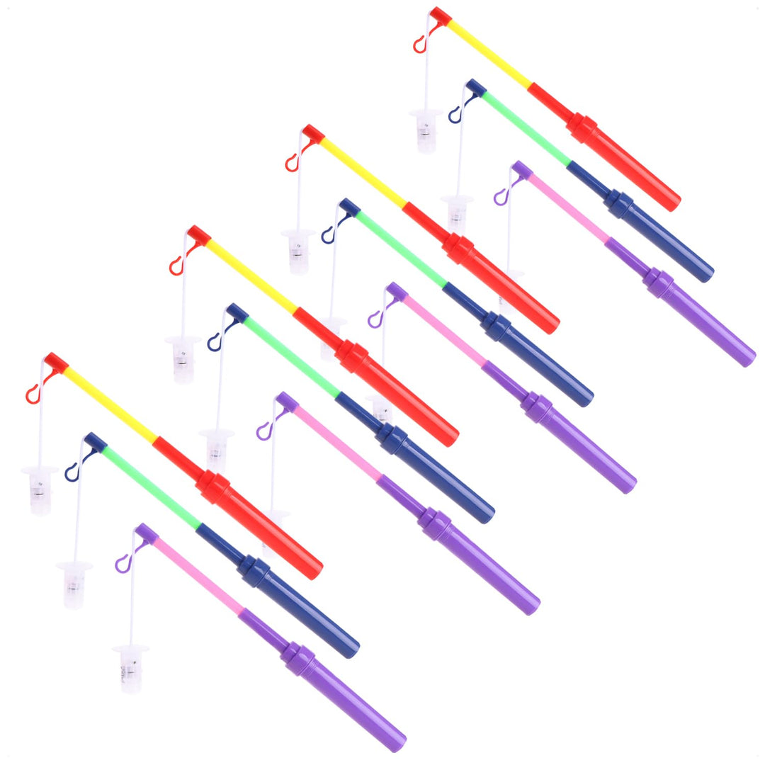 com-four® 12x LED- Laternenstab - batteriebetriebener Leuchtstab für Laternen-Umzüge, Halloween und
