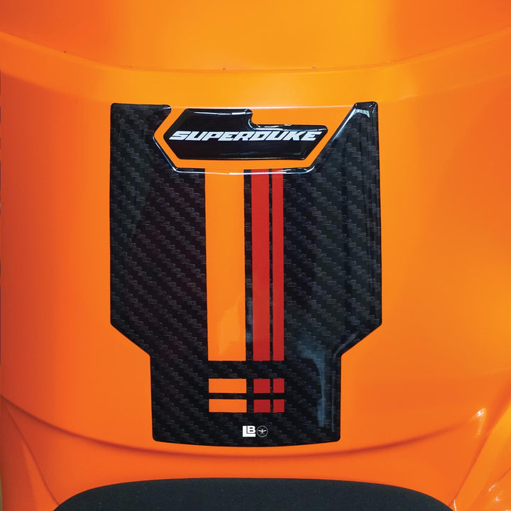 LABELBIKE 3D Aufkleber Motorrad Tankpad kompatibel mit KTM | 1390 Super Duke R 2024, Harzschutz, Kra