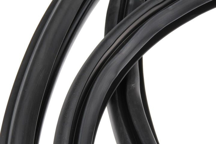 URO Parts 51311913888 Dichtung für Heckscheibe