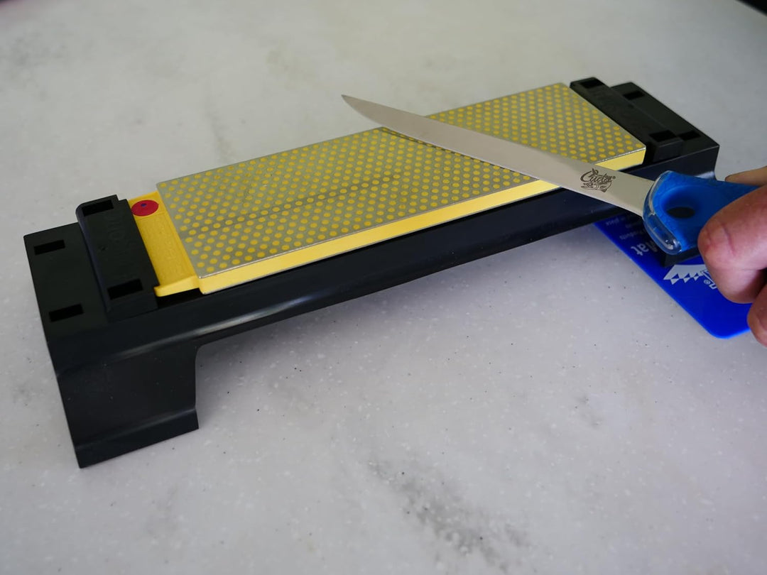 DMT DuoSharp plus Schärfstein – fein/grob mit Sockel, 20,3 cm / 8 Zoll, 1 Stück, WM8FC-WB
