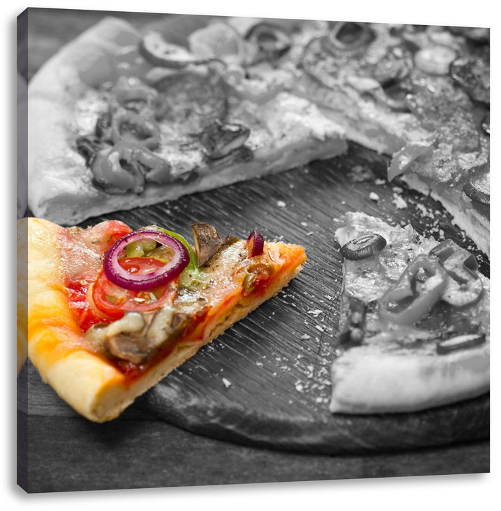 Pixxprint geschnittene Pizza auf Holzbrett schwarz/weiss, Format: 70x70 auf Leinwand, 70x70