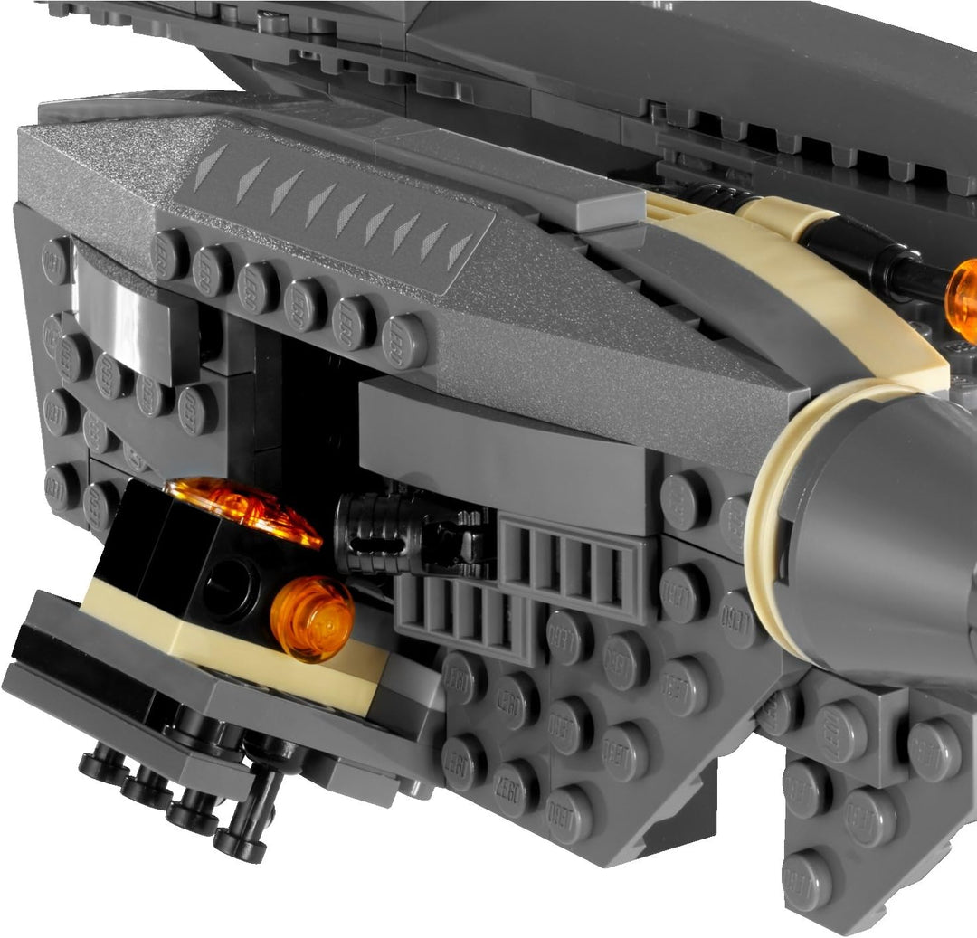 LEGO Star Wars 8095 - General Grievous' Starfighter