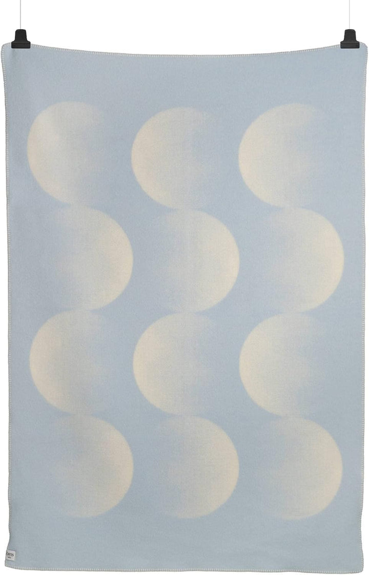 RØROS TWEED - Moon - Wolldecke aus norwegischer Lammwolle - Design von Clara von Zweigbergk - Decken
