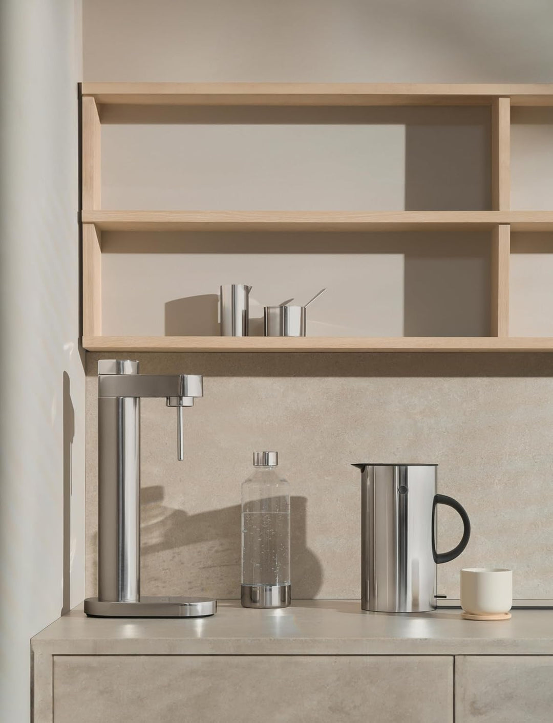 Stelton Brus Wassersprudler mit flasche, Premium Carbonator für Wasser mit CO2 - Einstellbare Sprude