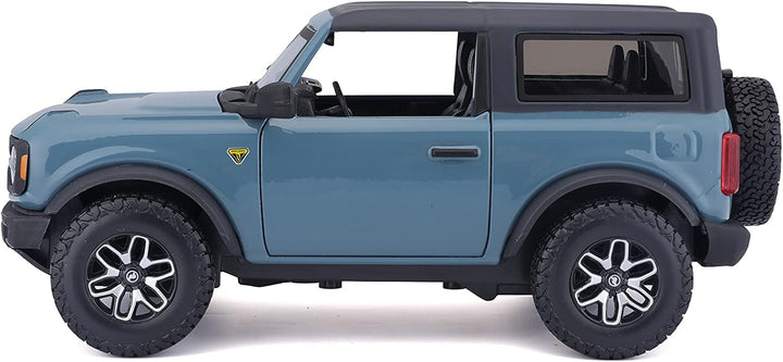 Maisto Ford Bronco Badlands (2020): Modellauto im Massstab 1:24, Türen beweglich, ca. 20 cm, orange