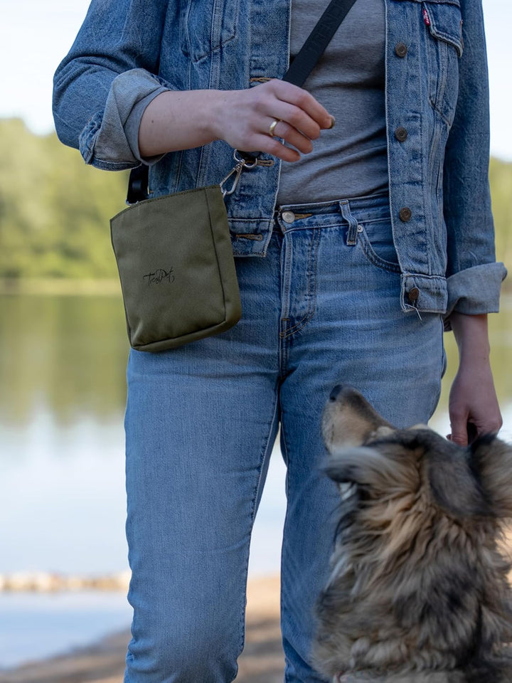 TrendPet Snaxx Leckerchenbeutel, Leckerlibeutel, Leckerlitasche für Hunde, in 3 Farben (Oliv), Oliv