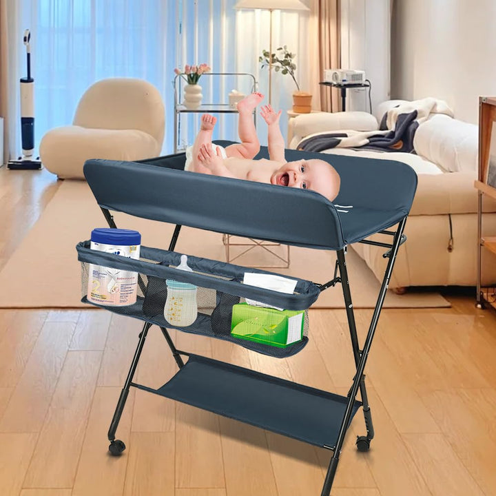Baby Wickelkombi - klappbare Wickelkommode, mobiler Wickeltisch mit Wickelauflage, Sicherheitsgurt u