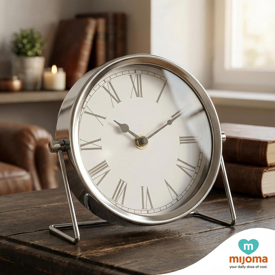 MIJOMA Retro Tischuhr Metall Silber – Vintage Design Uhr mit römischen Ziffern – Batteriebetriebene