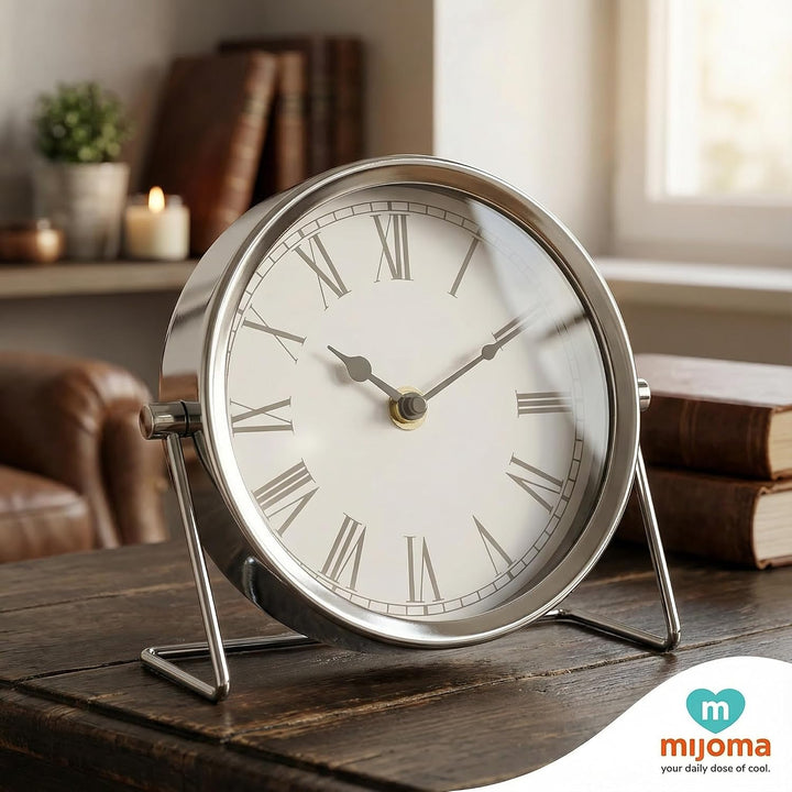 MIJOMA Retro Tischuhr Metall Silber – Vintage Design Uhr mit römischen Ziffern – Batteriebetriebene