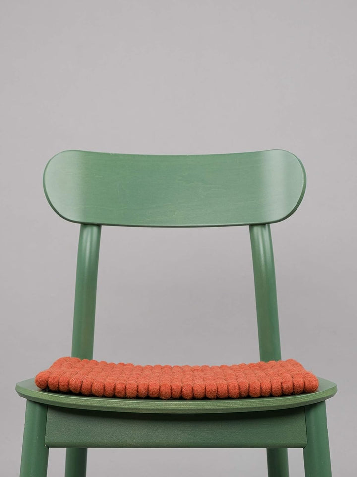 myfelt Filzkugel-Sitzauflage Stuhlauflage - Lora - quadratisch, 36x36 cm, Rostrot, Rostrot