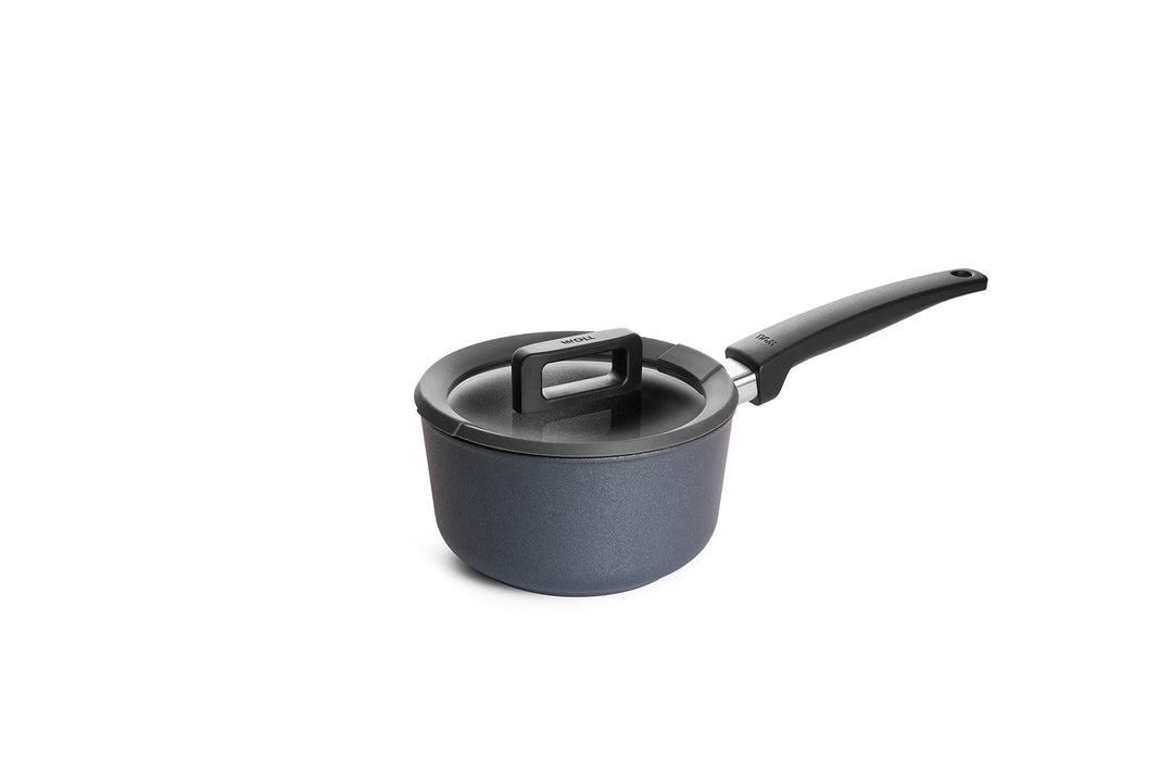 Woll 918CPI Guss Topf Concept Plus Stielkasserolle für Induktion 18 cm, 9.5 cm hoch mit Deckel, 2 L