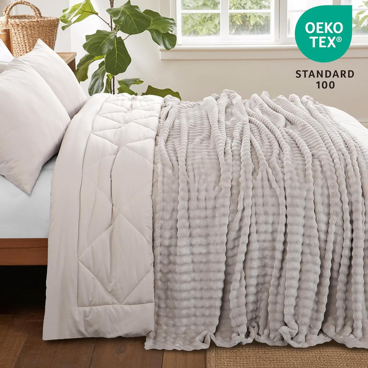 RUIKASI Bubble Decke Kuscheldecke Flauschig Beige - 220x240cm XXL Sofadecke & Couchdecke aus Plüsch,