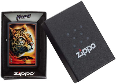 Zippo - 218 Mazzi, Black Matte - Sturmfeuerzeug, befüllbar, in hochwertiger Geschenkbox, 49068, Schw