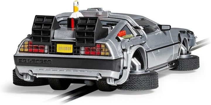 Scalextric C4541 Zurück in die Zukunft 2 – Fliegende Zeitmaschinenautos – Strasse und Rallye für Kin