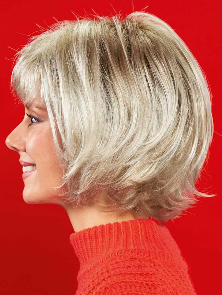 trendhair Perücke Maren aus hochwertigem Kunsthaar, wirkt wie Echthaar, in Perlblond, dunkler Ansatz