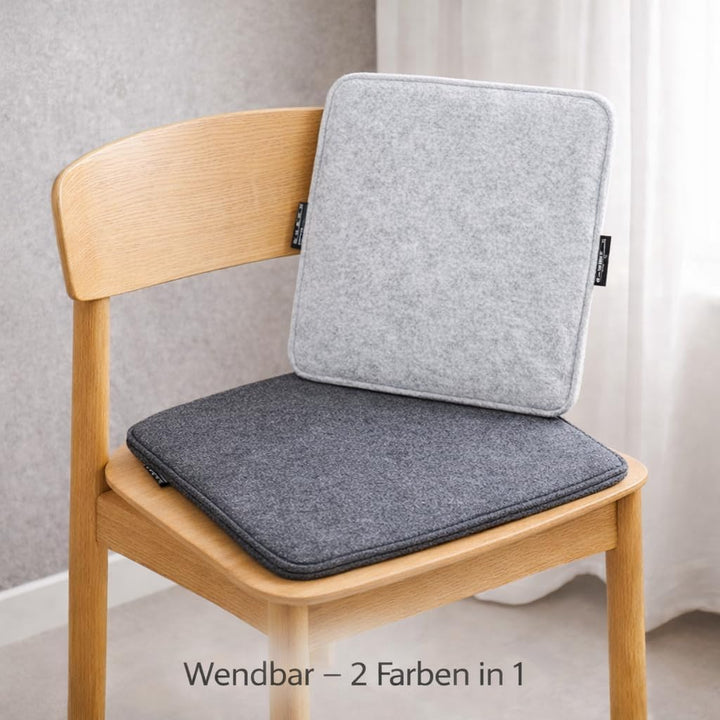 DuneDesign 4er Set Filz Sitzkissen 35x35x3 cm eckig - wendbare Stuhlkissen Hellgrau/Anthrazit als Si
