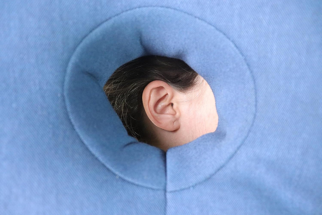 KMINA - Kissen mit Ohrloch, Piercing Kissen Ohrkissen, Donut Kissen für Ohrpiercing Wiederverwendbar