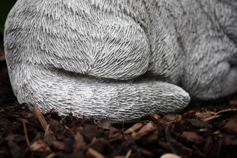 stoneandstyle Steinfigur Katze ruhend, massiver Steinguss, Frost- und wetterfest bis -30°C