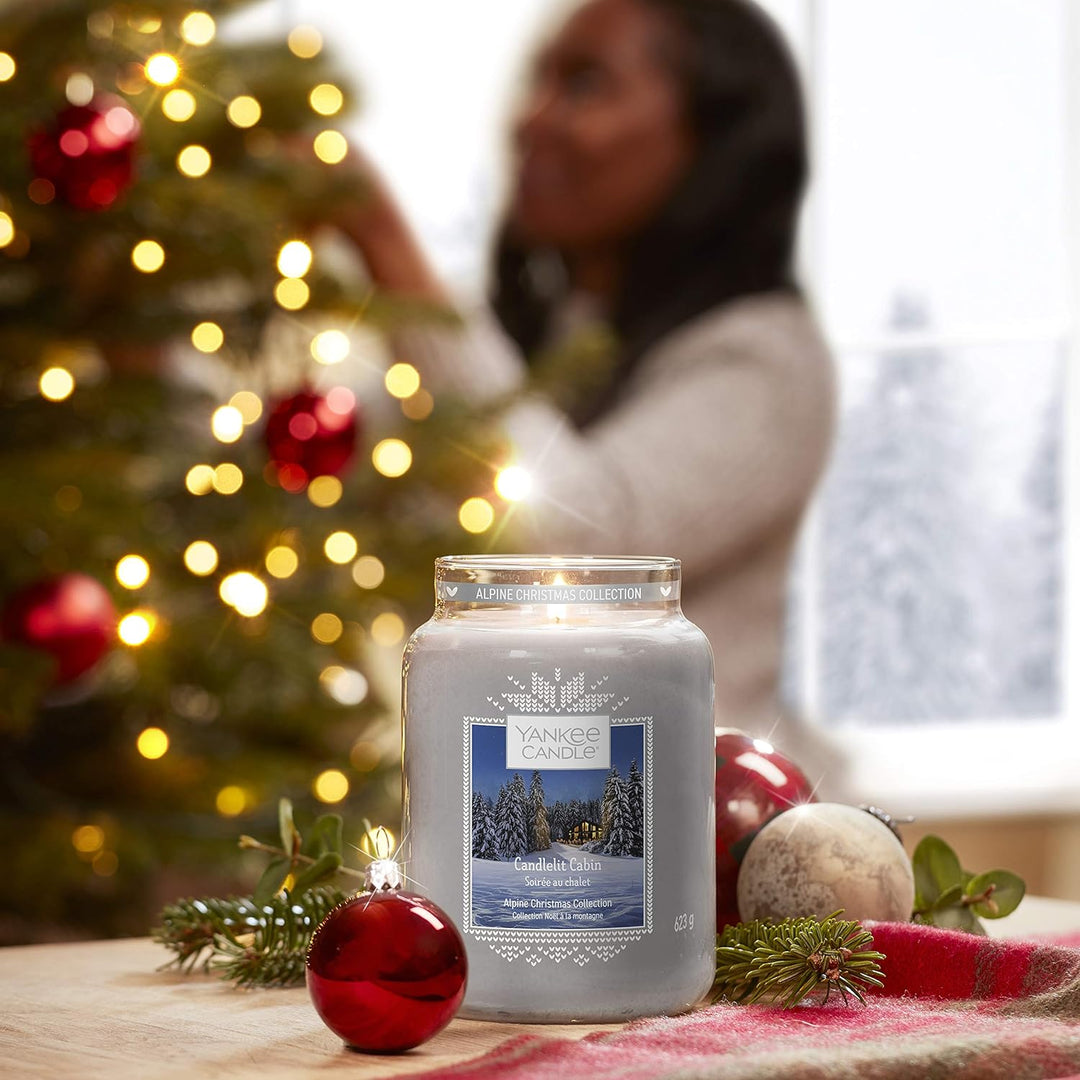 Yankee Candle Duftkerze im Glas (Grosse Kerze im Glas), Candlelit Cabin, Alpine Christmas Collection