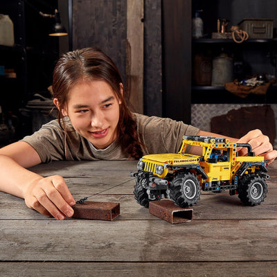 LEGO 42122 Technic Jeep Wrangler, 4x4-Spielzeugauto, Modellbausatz, Offroad-Geländewagen, Geschenkid