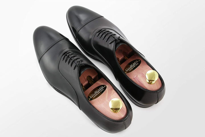 Schlesinger - TESTSIEGER - Premium Herren Schuhspanner aus edlem Zedernholz für eine optimale Schuhp