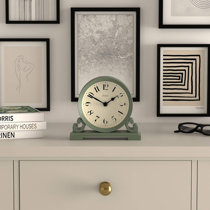 JONES CLOCKS® Saloon Kaminsimsuhr - Traditionelles/Klassisches Design - Schlafzimmeruhr - Wohnzimmer