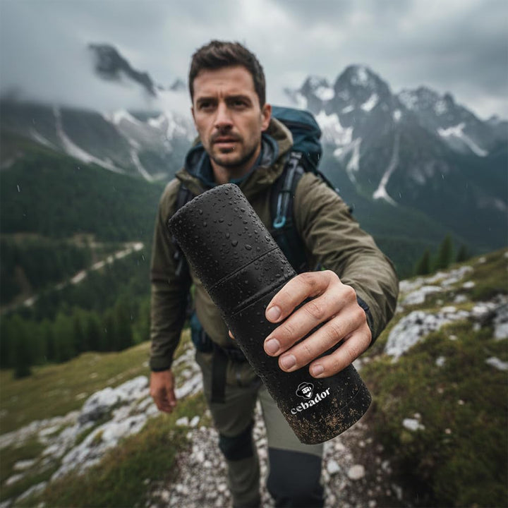 Mate Tee Thermosflasche Yerbomos X 3in1 450ml Schwarz - Thermobecher Bombilla und Behälter für Pulve