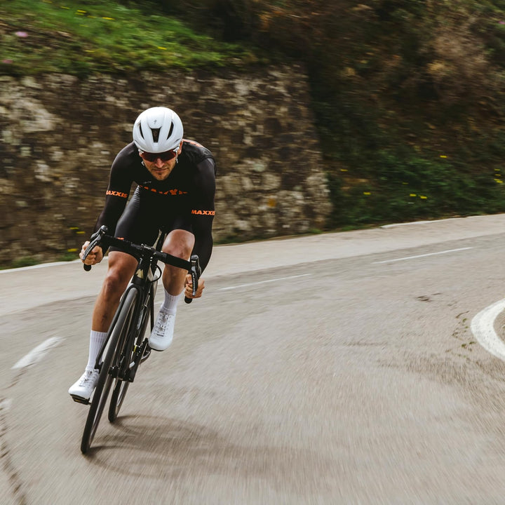 Maxxis bikemarketing BMG GmbH Unisex – Erwachsene High Road Reifen, Schwarz, 28