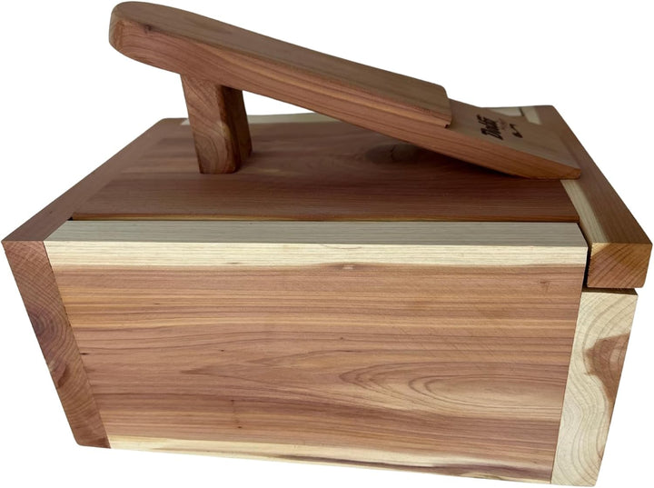 DELFA Schuhpflege Kiste aus Zedernholz - Individuell mit Gravur - Echtholz Box mit Bama Pflegemittel