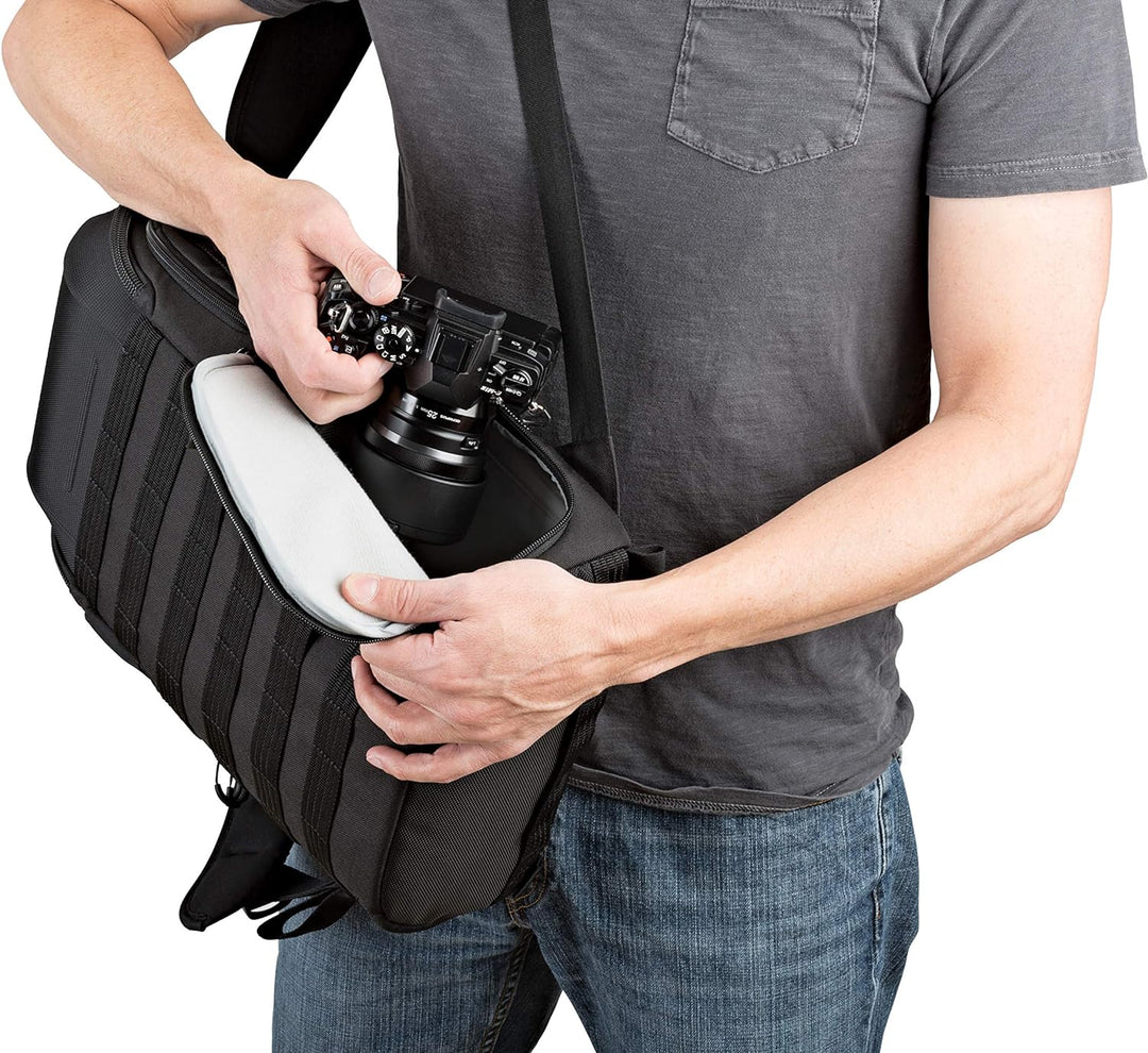 Lowepro ProTactic 350 AW II Modularer Rucksack mit recycelten Materialien, Kameratasche , Einsteckfa