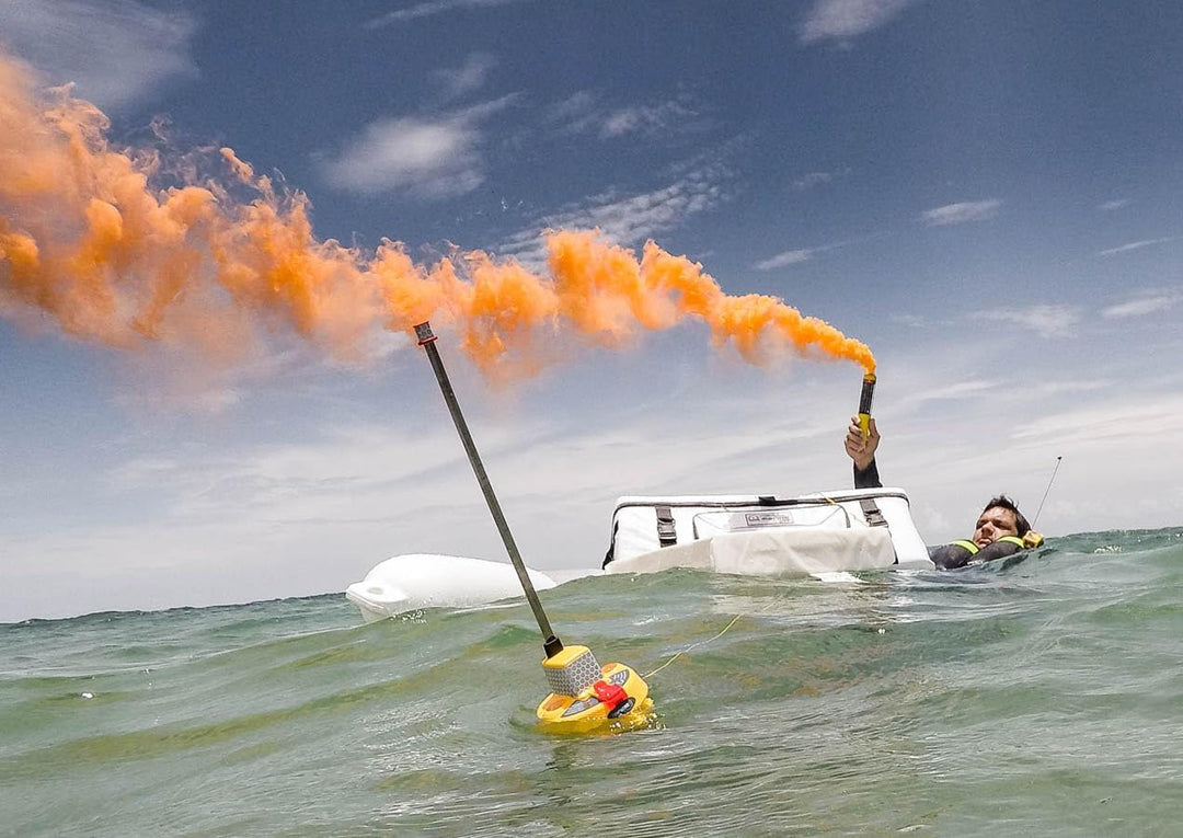 Ocean Signal Rescue ME EPIRB1 – EPI3120 – programmiert für UK-Registrierung. Schwarz, Schwarz